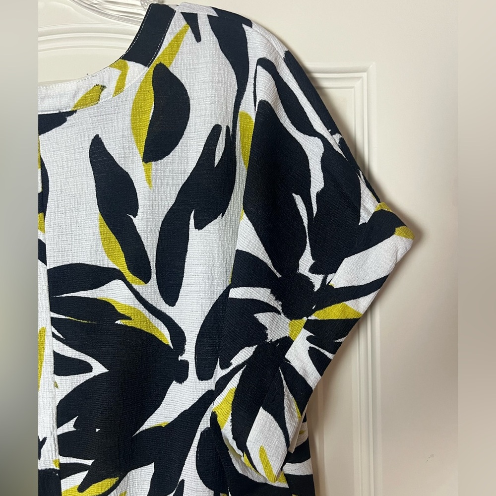 Fred David Stylish Black and Lime Short Sleeve Women's Blouse Size XL - Picture 6 of 16